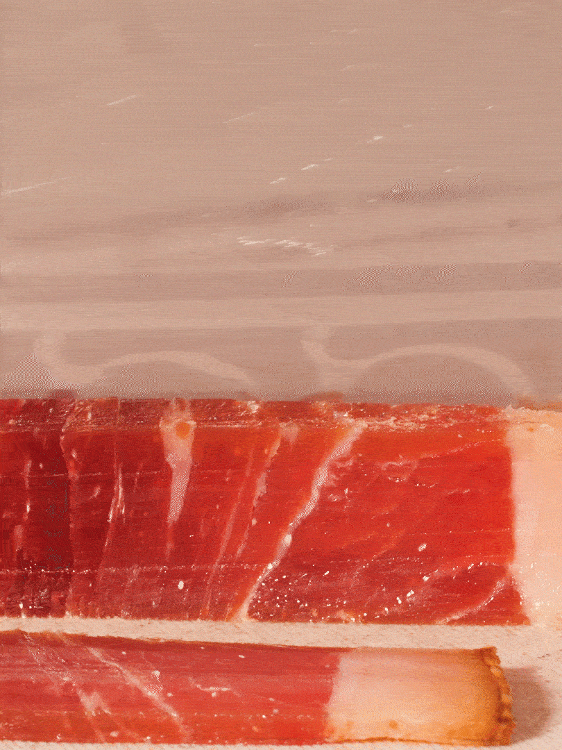 金字火腿切片，溫水浸泡5分鐘